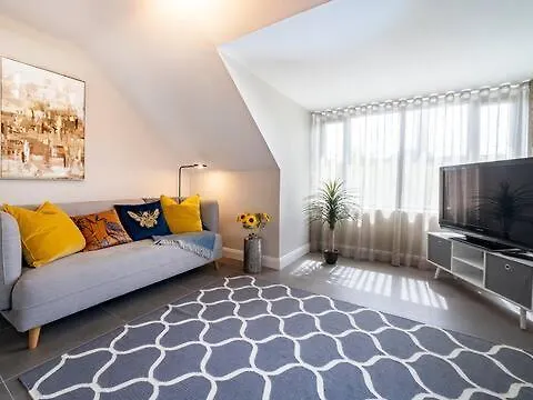 Stunning Central Belfast Apartment Free Parking Great Location